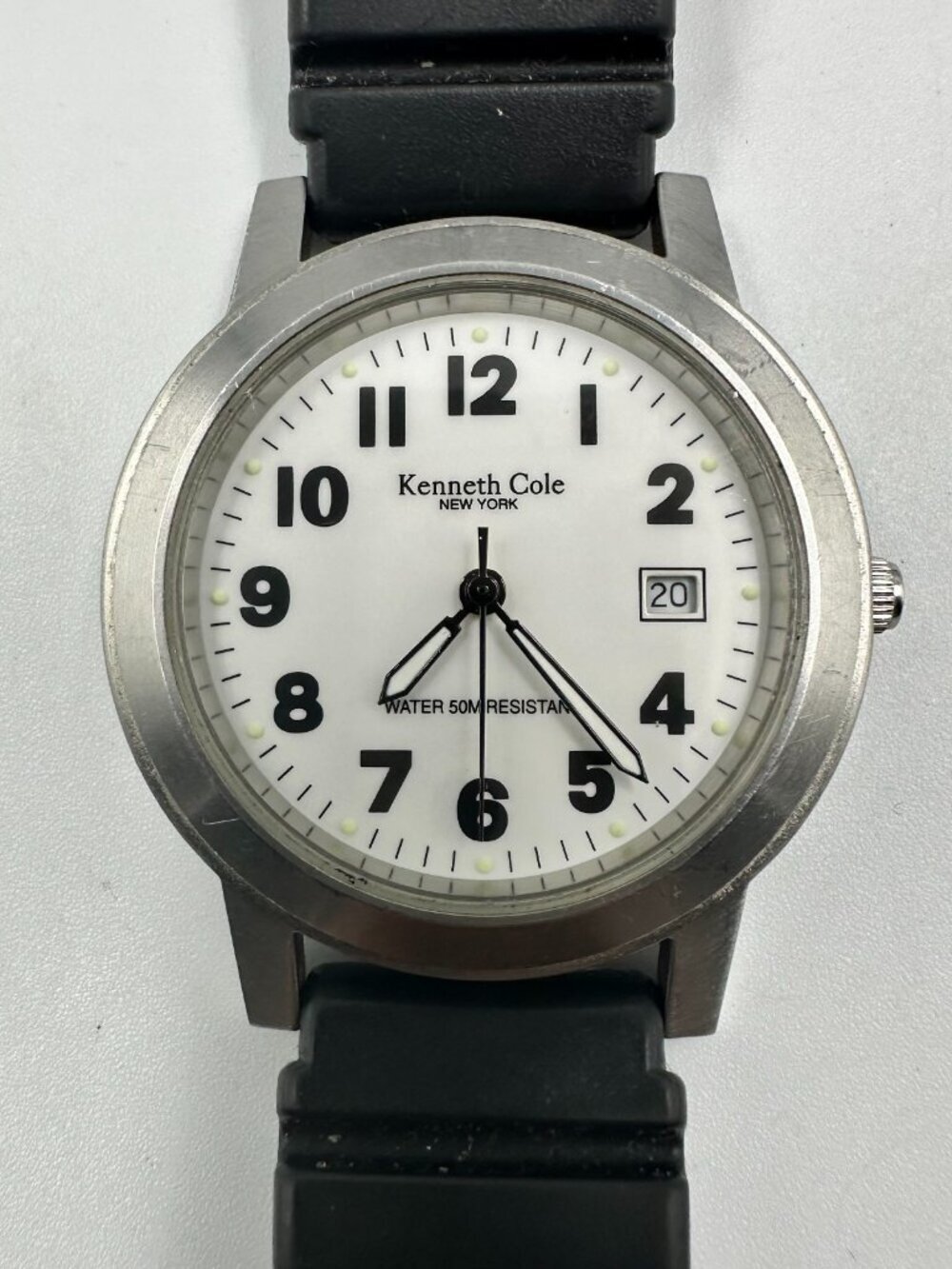 Kenneth Cole Watch Men Silver Tone White Dial Date Window New Battery 10"